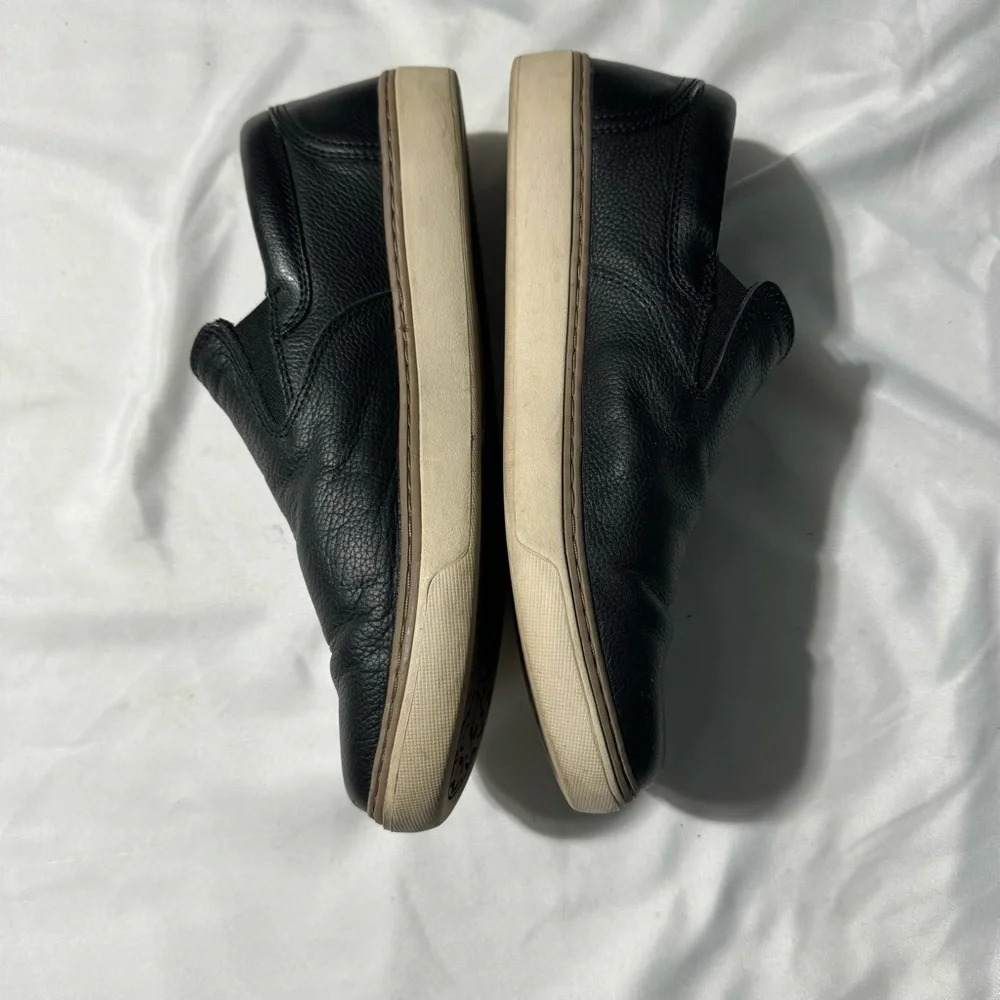 Sketchers Leather/Synthetic Upper Slip-on Shoes  Black Tan soles Size 10 - Picture 4 of 9